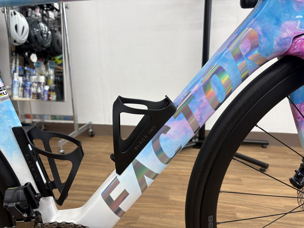 FACTOR_OSTRO_VAM_2.0_R8270_Water_colour