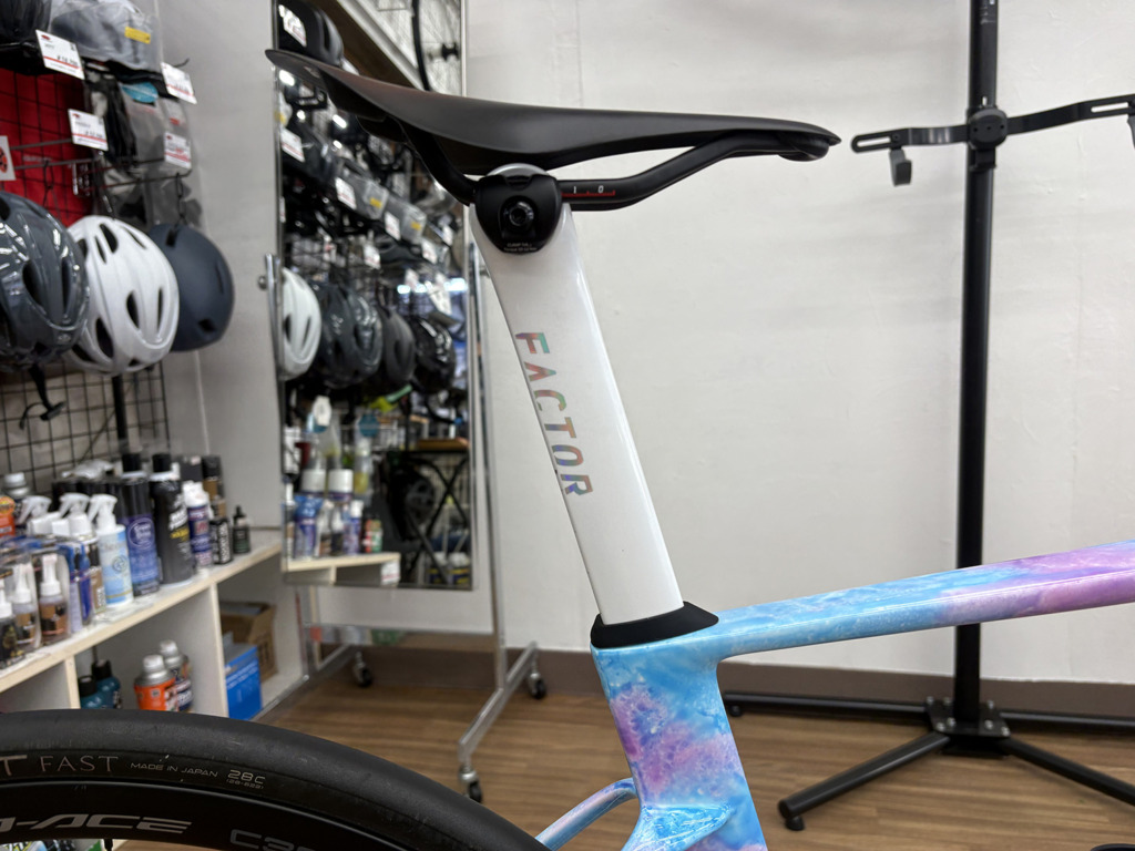 FACTOR_OSTRO_VAM_2.0_R8270_Water_colour