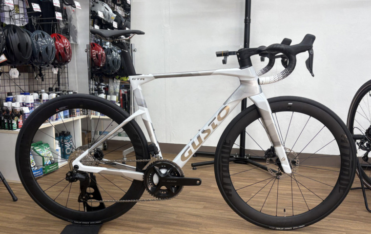 GUSTO_GTR_SPORT_TE_Peal-White