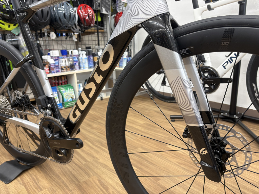 GUSTO_GTR_SPORT_TE_105_JET-BLACK