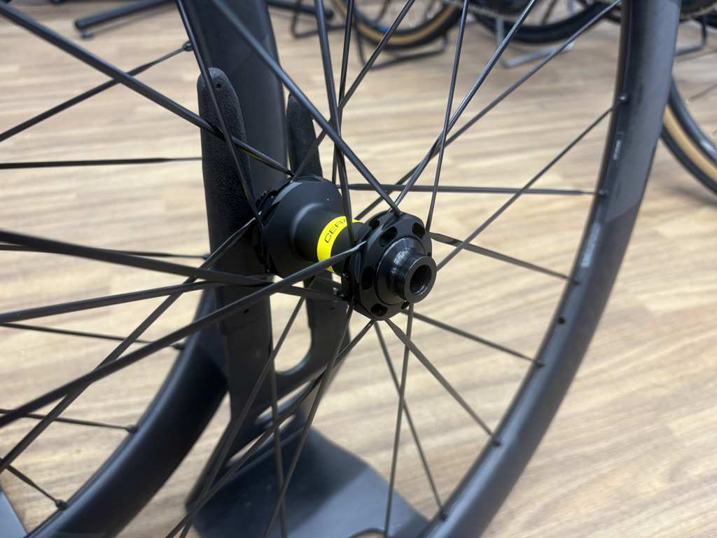 MAVIC_COSMIC_SLR_45_Disc_Ceramic