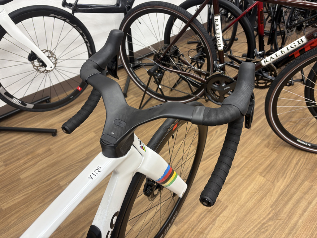 COLNAGO_Y1Rs_R9270-DURA_YSWC