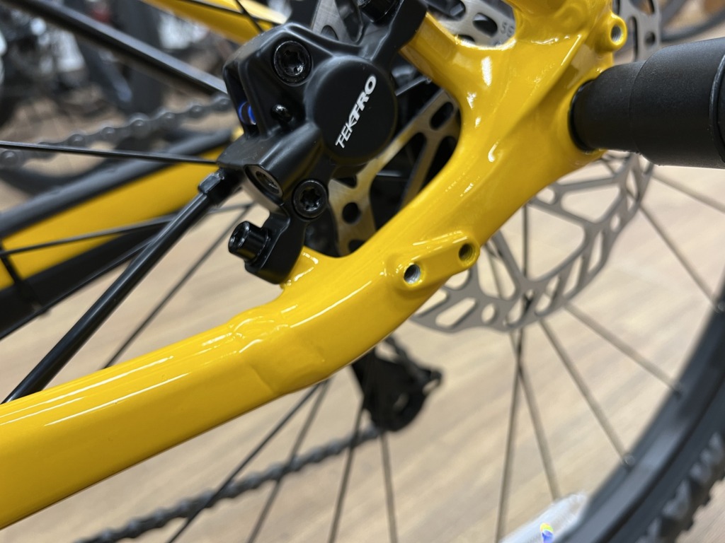 GIANT_TALON_3_YEL_ビーズワックス_07