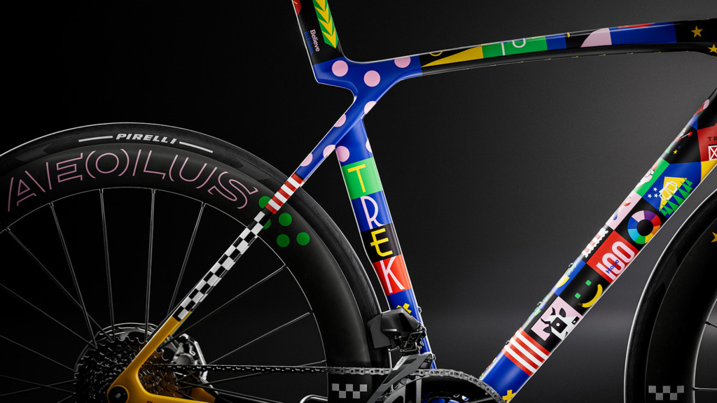 2026_P1_ICON_1st_50th_Lifestyle_Seatpost_2