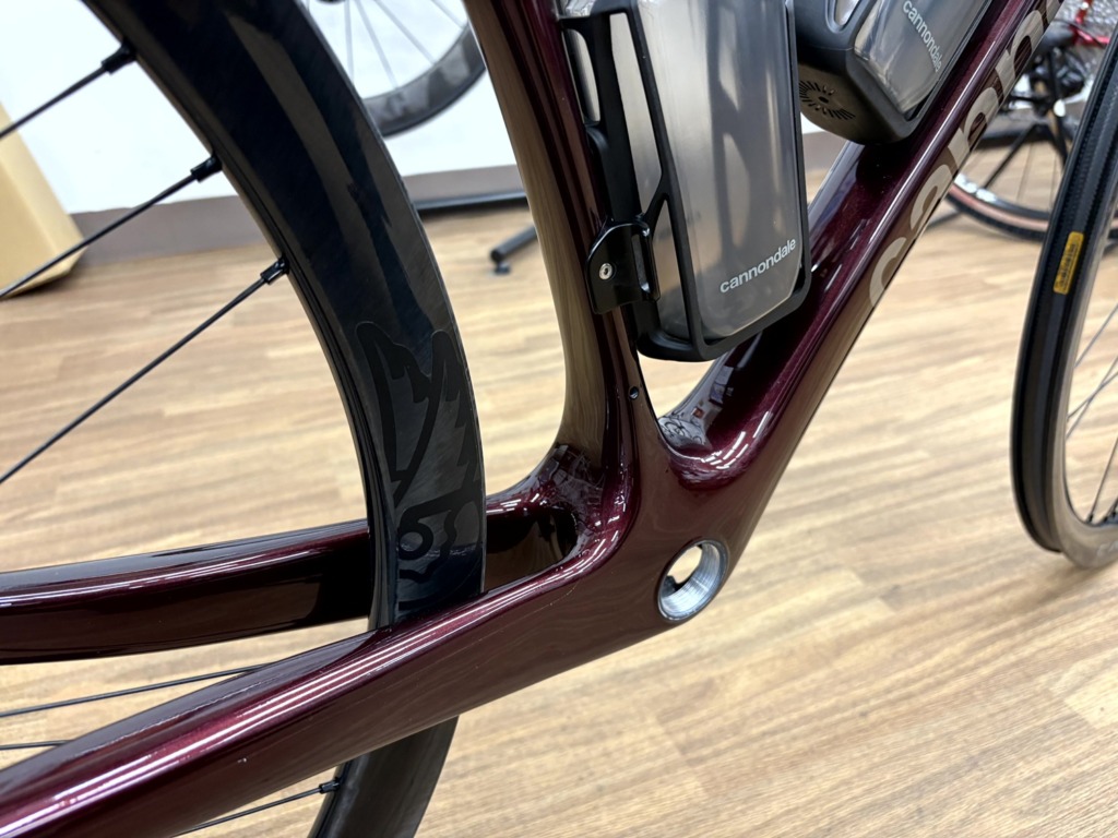 CANNONDALE_SuperSix_EVO_Frameset_Cherry-Lacquer