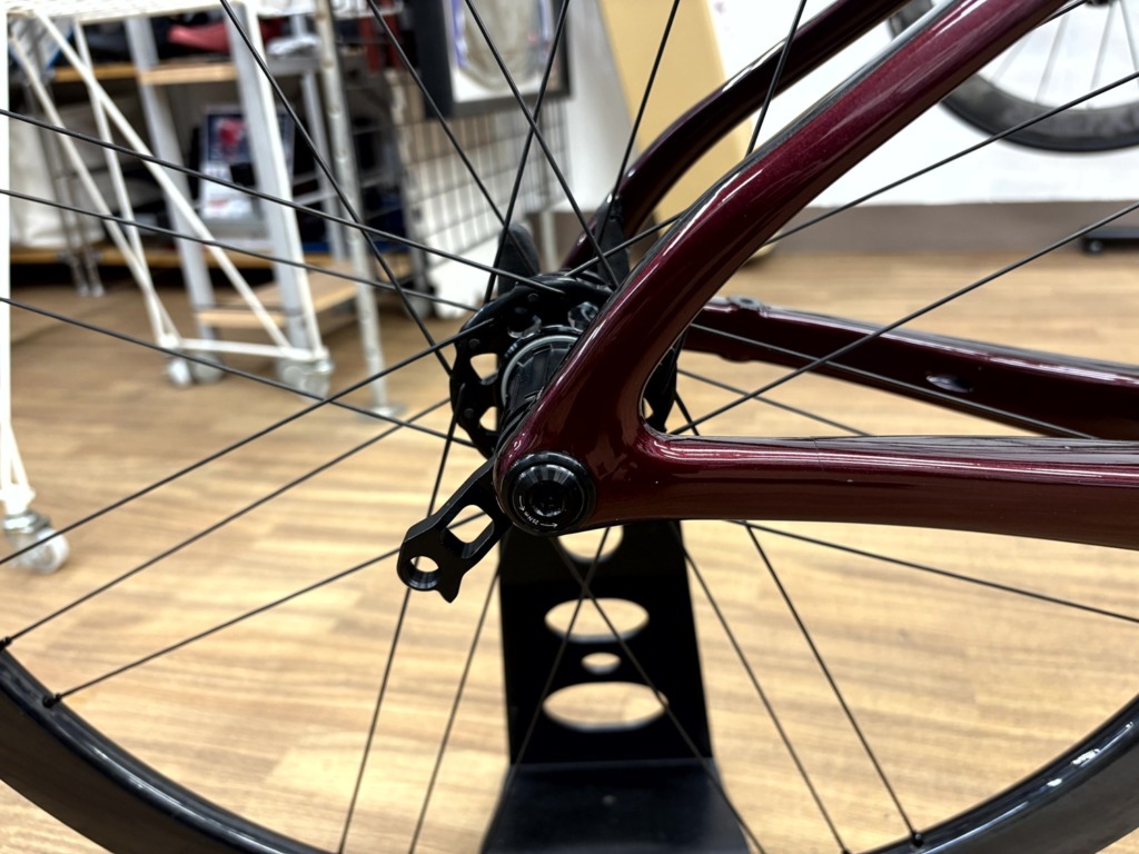 CANNONDALE_SuperSix_EVO_Frameset_Cherry-Lacquer