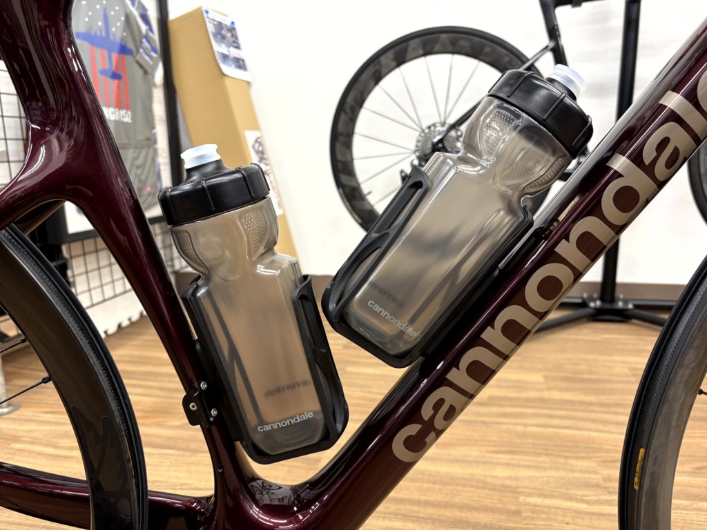 CANNONDALE_SuperSix_EVO_Frameset_Cherry-Lacquer