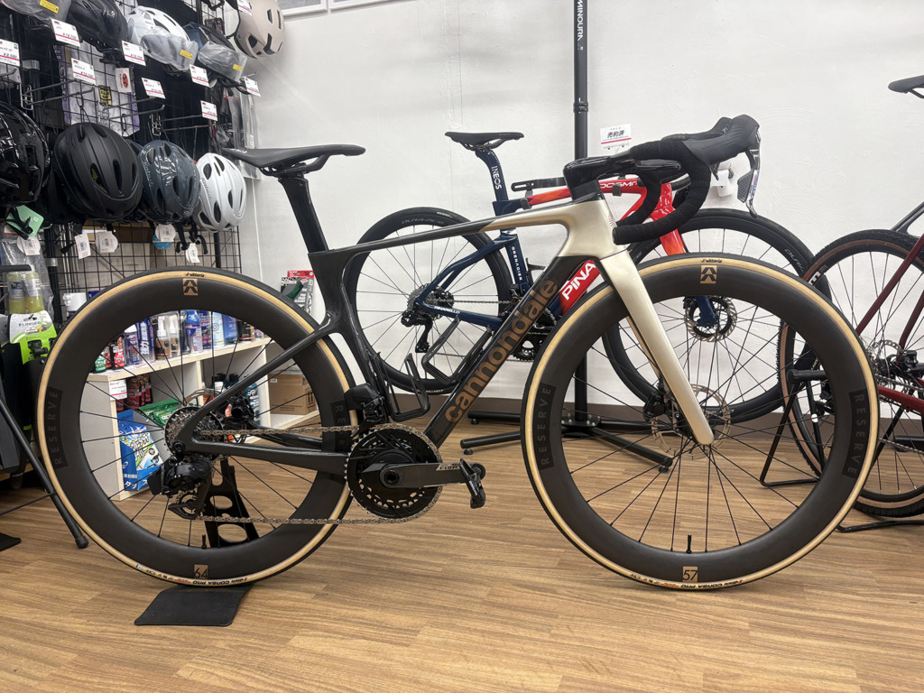 CANNONDALE_SUPERSIX_EVO_Hi-mod