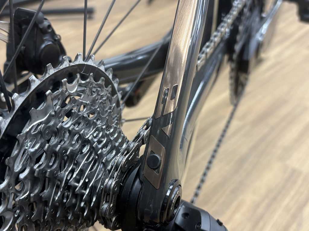 CANNONDALE_SUPERSIX_EVO_Hi-mod