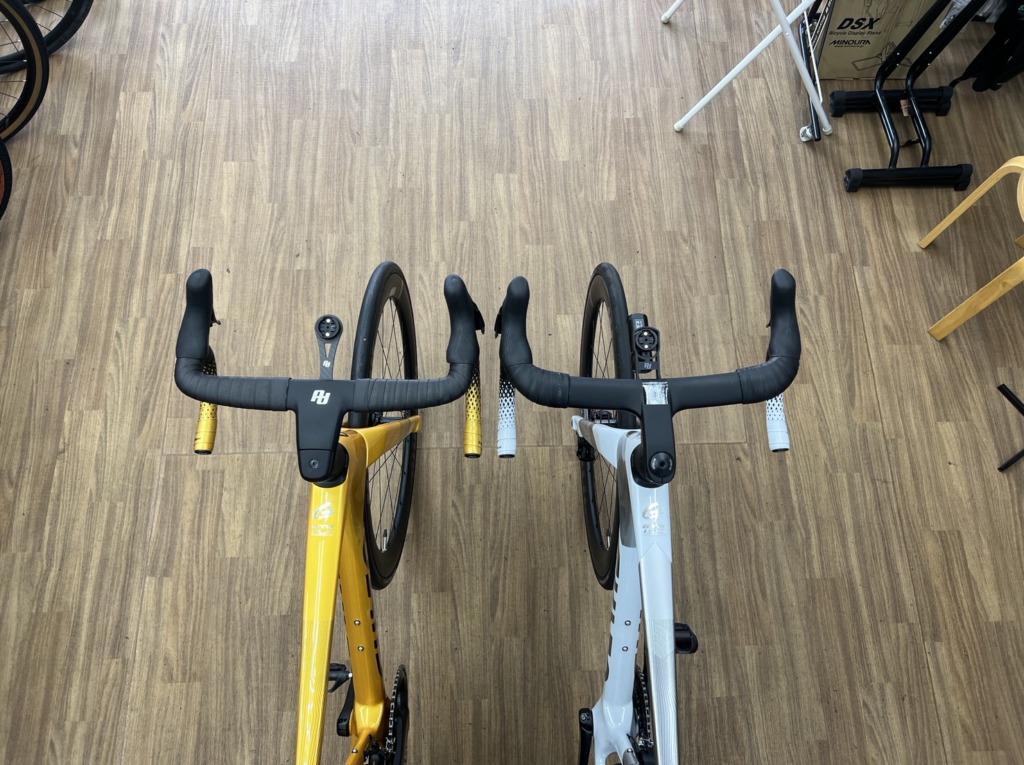 GUSTO_ATTAQUE INTEGRATED CARBON HANDLEBAR_比較