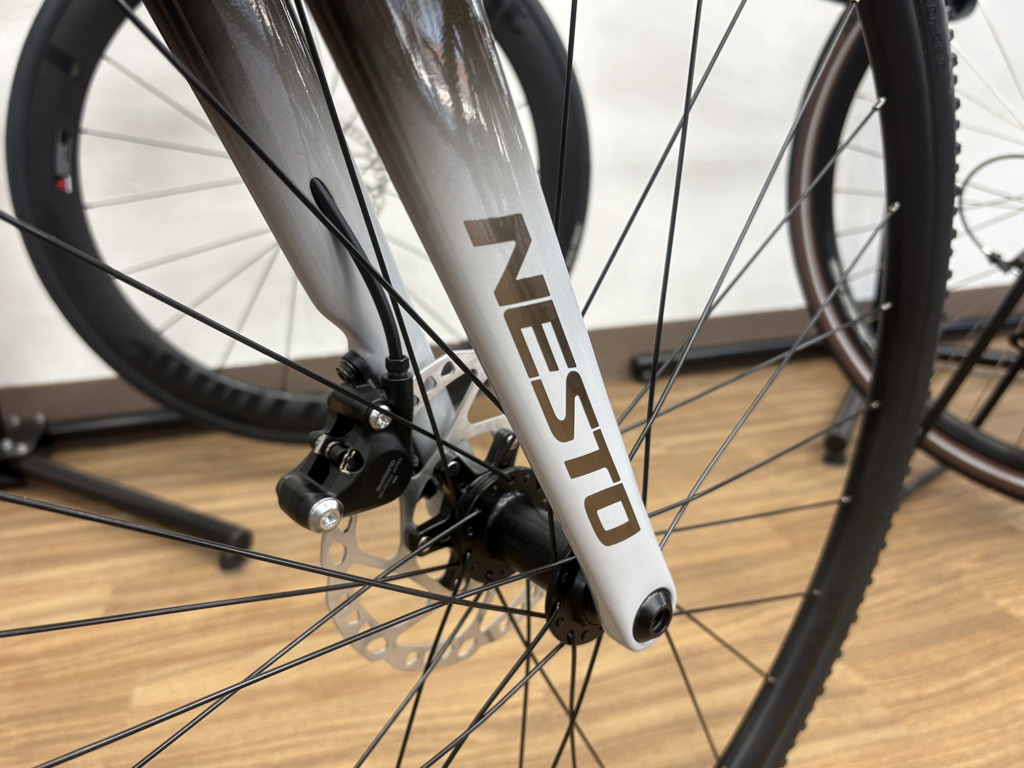 NESTO_CLAUS_Black-grey