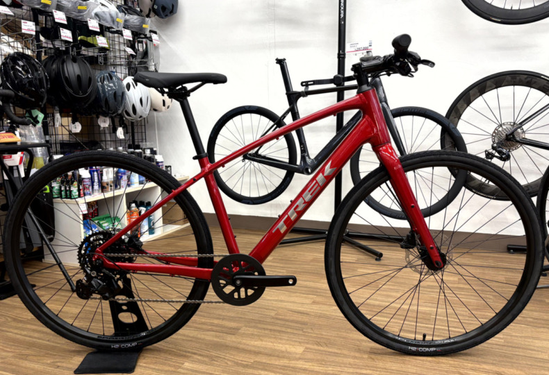 TREK_FX2_Disc_FuryRed_2026
