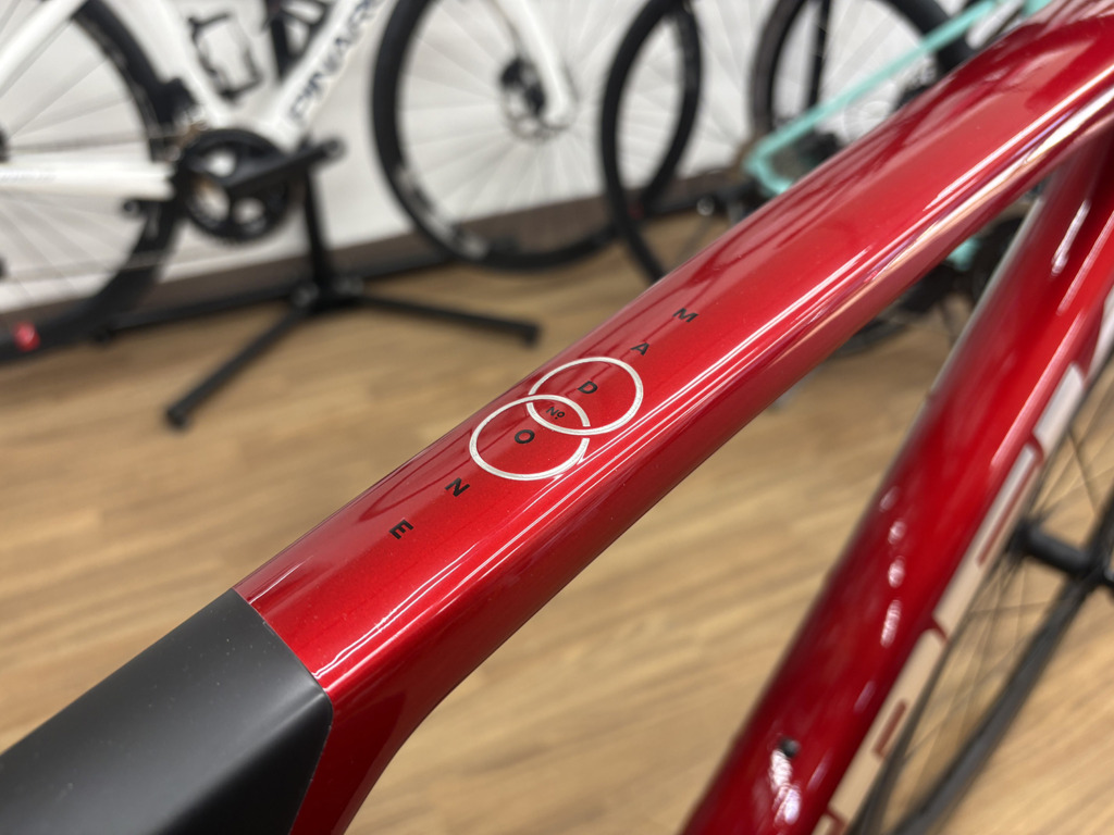 TREK_Madone_SL6_Gen8_Red