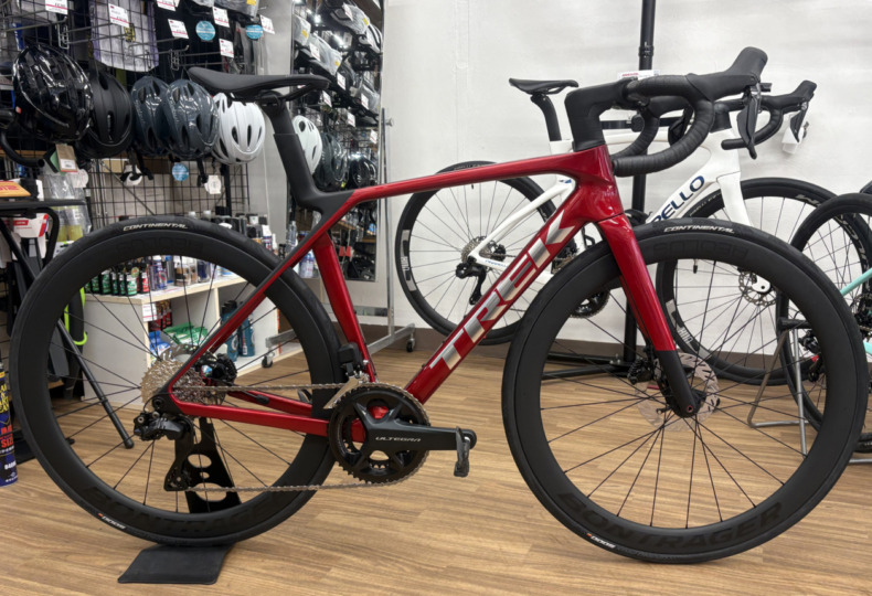 TREK_Madone_SL6_Gen8_Red