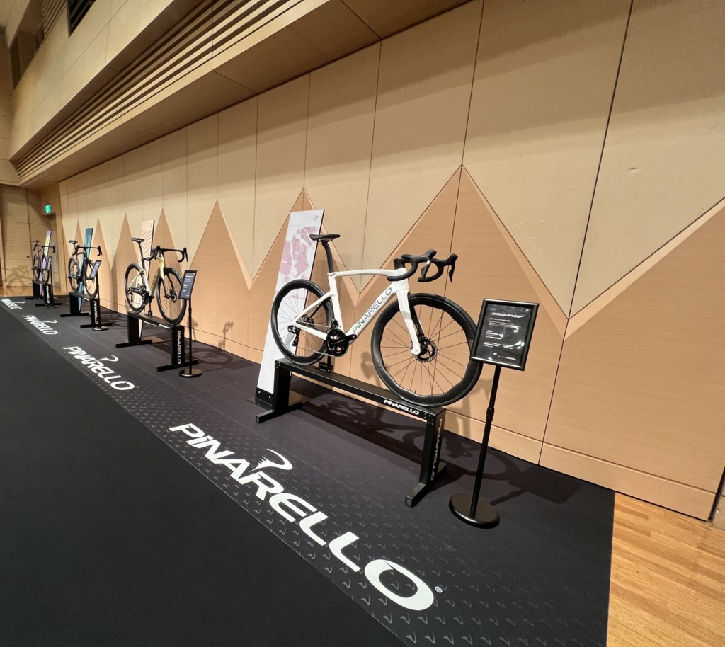 PINARELLO_DOGMA_F_2027_New_Color