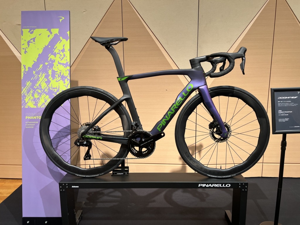 PINARELLO_DOGMA_F_2027_New_Color_J104_COBALT_PHANTOM