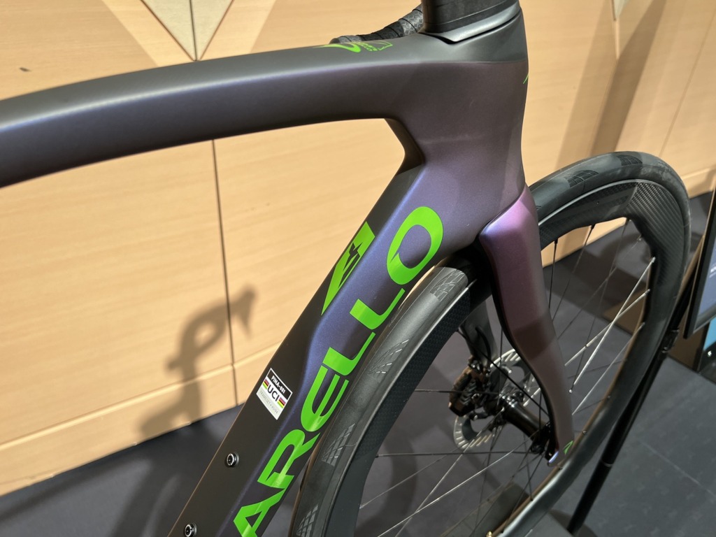 PINARELLO_DOGMA_F_2027_New_Color_J104_COBALT_PHANTOM