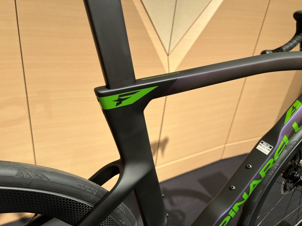 PINARELLO_DOGMA_F_2027_New_Color_J104_COBALT_PHANTOM