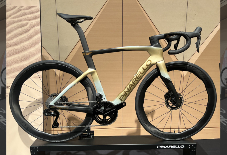 PINARELLO_DOGMA_F_2027_New_Color_top