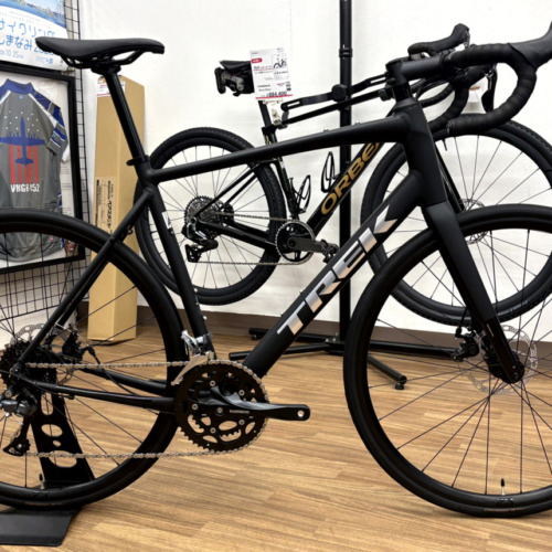 TREK_Domane_AL2_Gen4_MatteDarkStarBlack