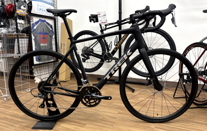 TREK_Domane_AL2_Gen4_MatteDarkStarBlack