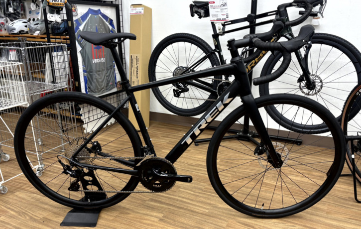 TREK_Domane_AL4_Gen4_MatteDarkStarBlack