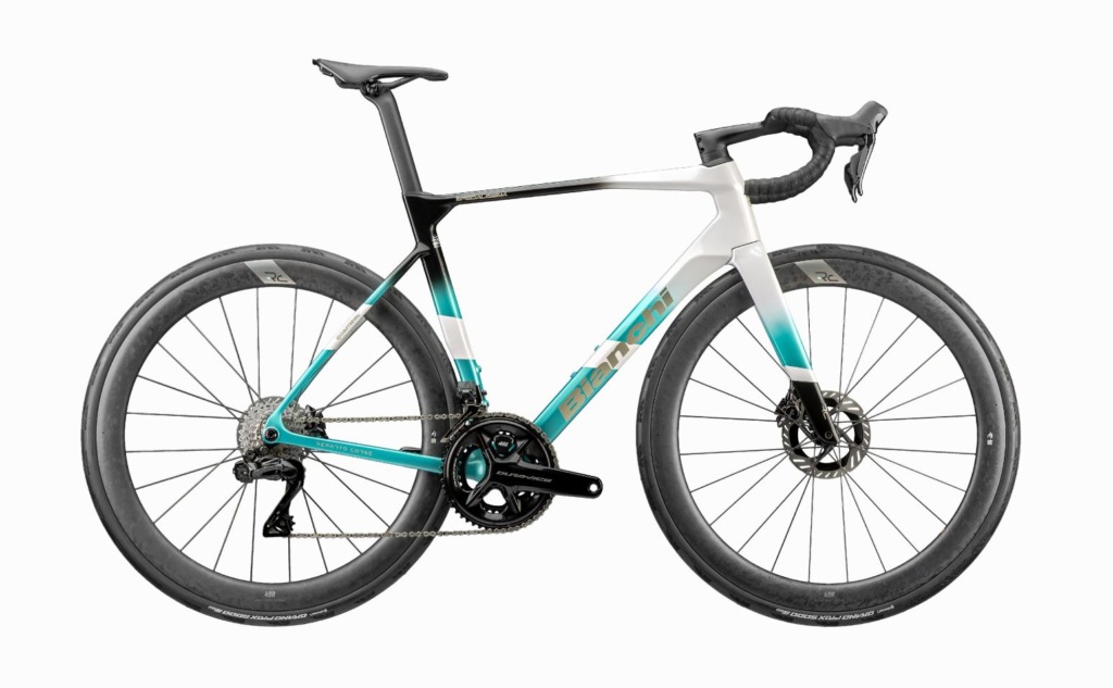 Bianchi_SPECIALISSIMA_RC_1544Wx1544H_YWB1SI-JA_2026_07_14_16_42_09