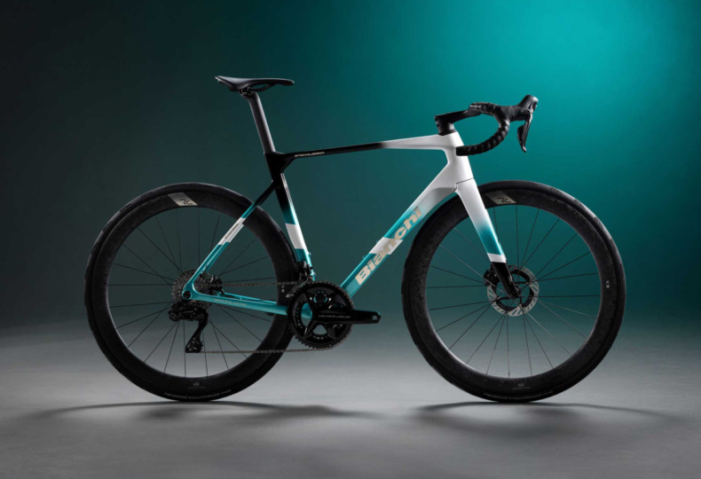 Bianchi_SPECIALISSIMA_RC_2027_top