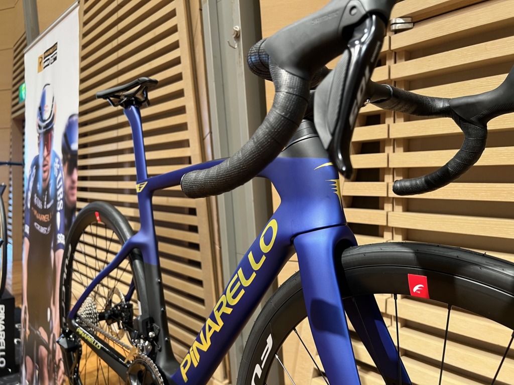 PINARELLO_F5_japan_limited_color_MIDNIGHT_BLUE_GOLD