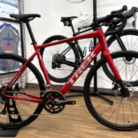 TREK_Domane_AL_2_FuryRed