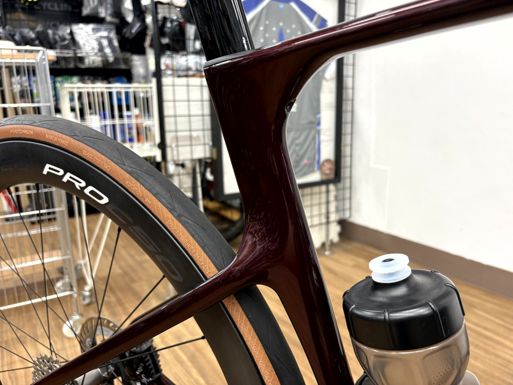 Cannondale SuperSix EVO をR8170系アルテグラDi2で組みました
