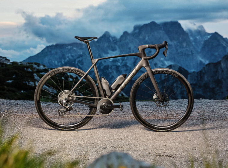 TREK_Domane_SL_SLR_Gen5_2027_top