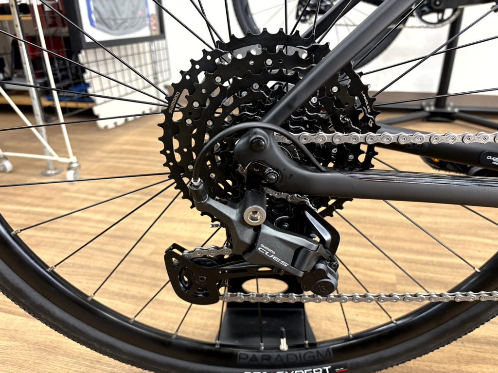 TREK_FX_SportSL4_MatteDeepSmoke