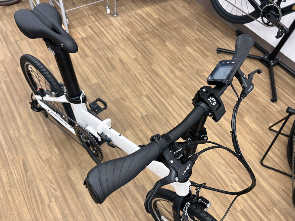 DAHON_UNIO_White_Lily