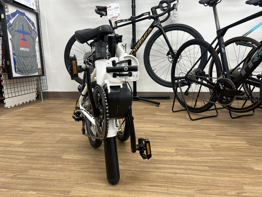 DAHON_UNIO_White_Lily_Folding
