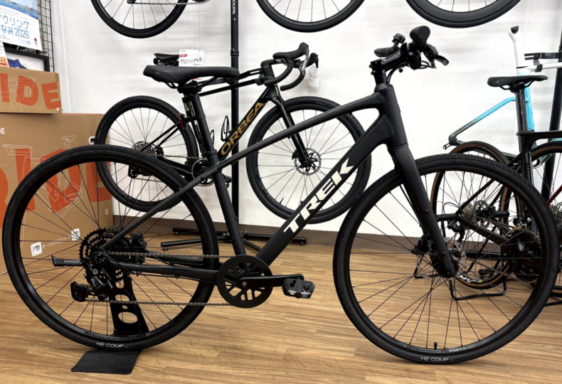 TREK_FX2_Gen4_CarbonDarkGrey_top